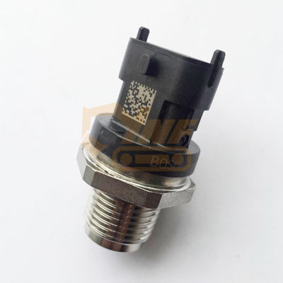 SK130-8 SK140-8 D04FR Czujnik ciśnienia kolejowego do koparki Kobelco VA32G6109100 VA32G6109101 32G61-09100 32G61-09101