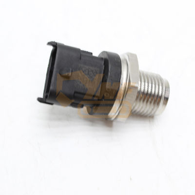 Części do koparek PC210-8 PC200-8 PC240-8 6D114 4D107 6D107 6D114 Czujnik ciśnienia paliwa 6754-72-1210