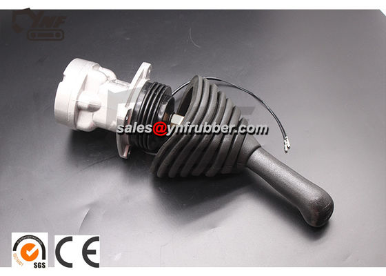 E320B Sterownik joysticka do koparki  z uchwytem z prawej strony YNF03917